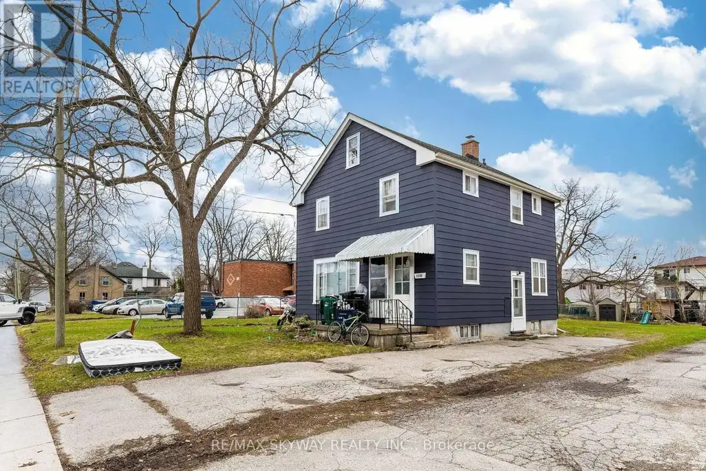 1230 Duke Street, Cambridge
